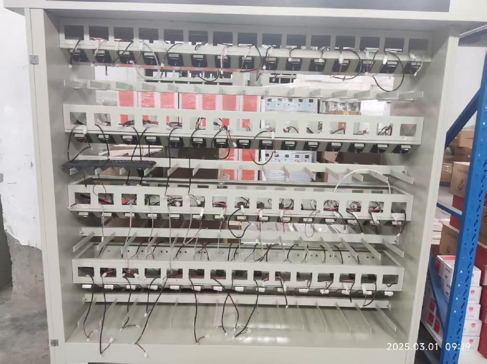 矿灯充电柜适用于哪些地下工程场合呢