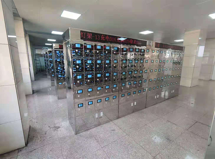 潍坊市煤矿充灯柜介绍_智能充电架生产厂家