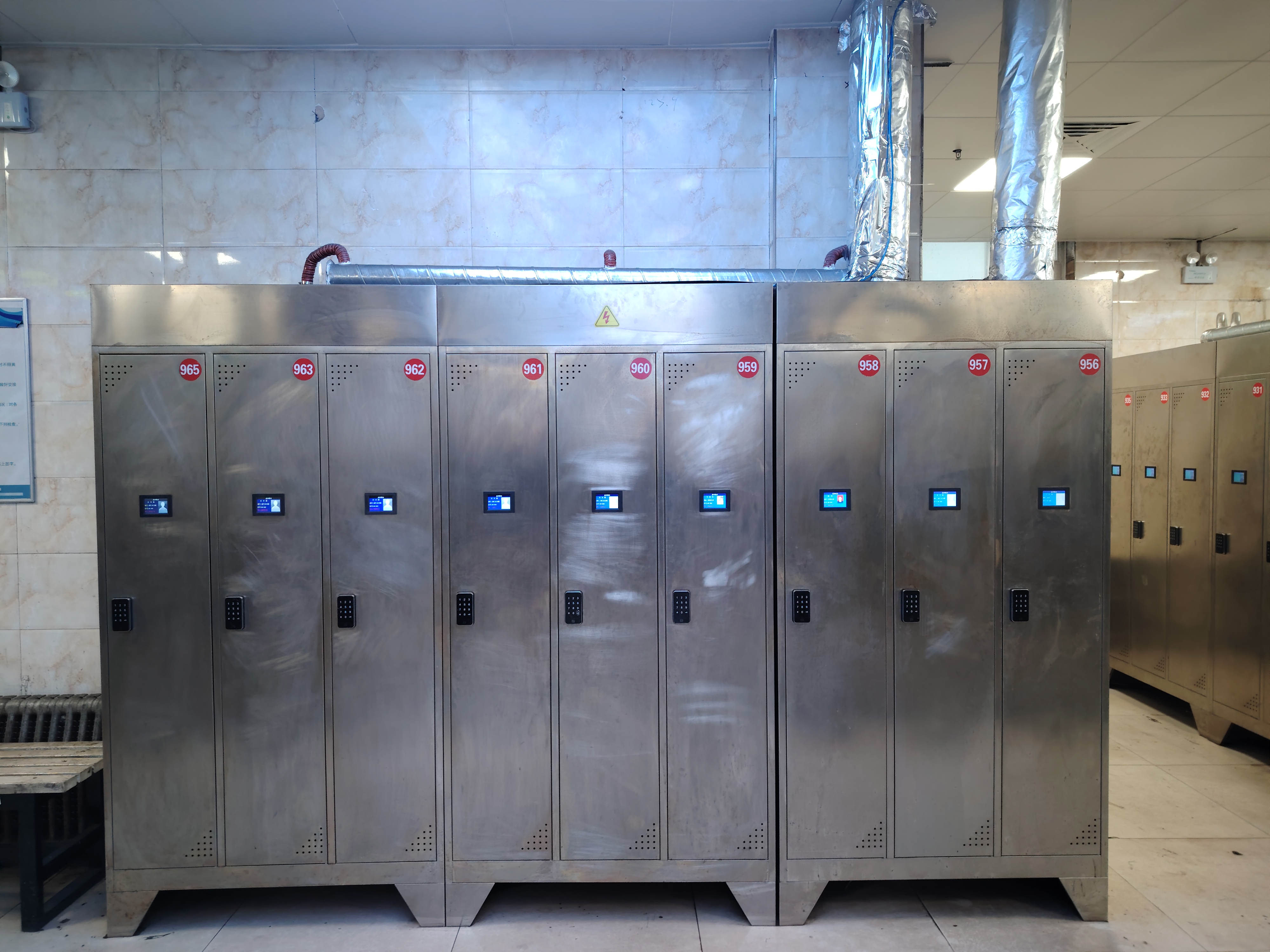 煤矿智能更衣柜.jpg 煤矿智能更衣柜.jpg